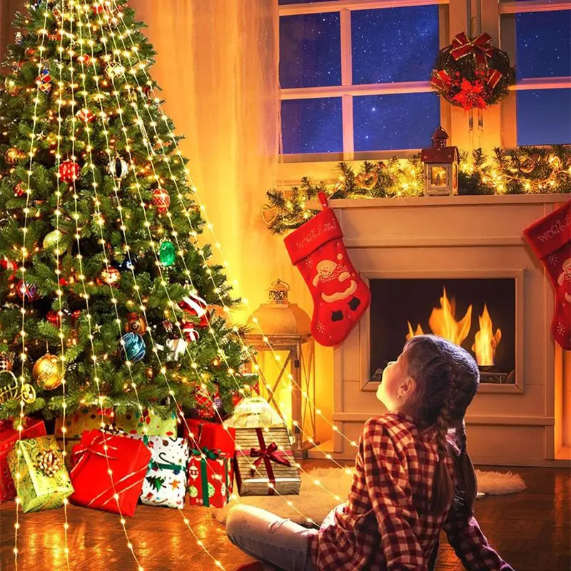 LED Sternen-Wasserfall StellaCascade | 198 LEDs | 2,2 m | Warmweiß / Weiß / Bunt | USB & Batteriebetrieb | Weihnachts- & Neujahrsdeko