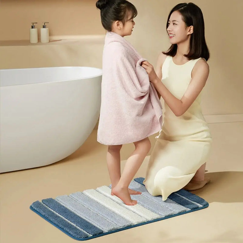 AquaLoom Badematte | Gestreift | Weich & Rutschfest | 40 x 60 cm | Mehrere Farben