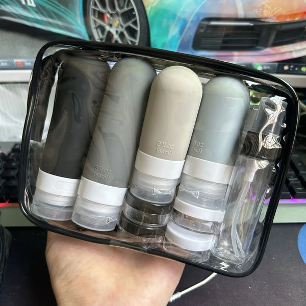 Travellina Reiseset | 16-teiliges Nachfüllbares Flaschenset im Zipper-Etui | Auslaufsicher & Handgepäckgeeignet | Für Shampoo, Kosmetik & Pflegeprodukte