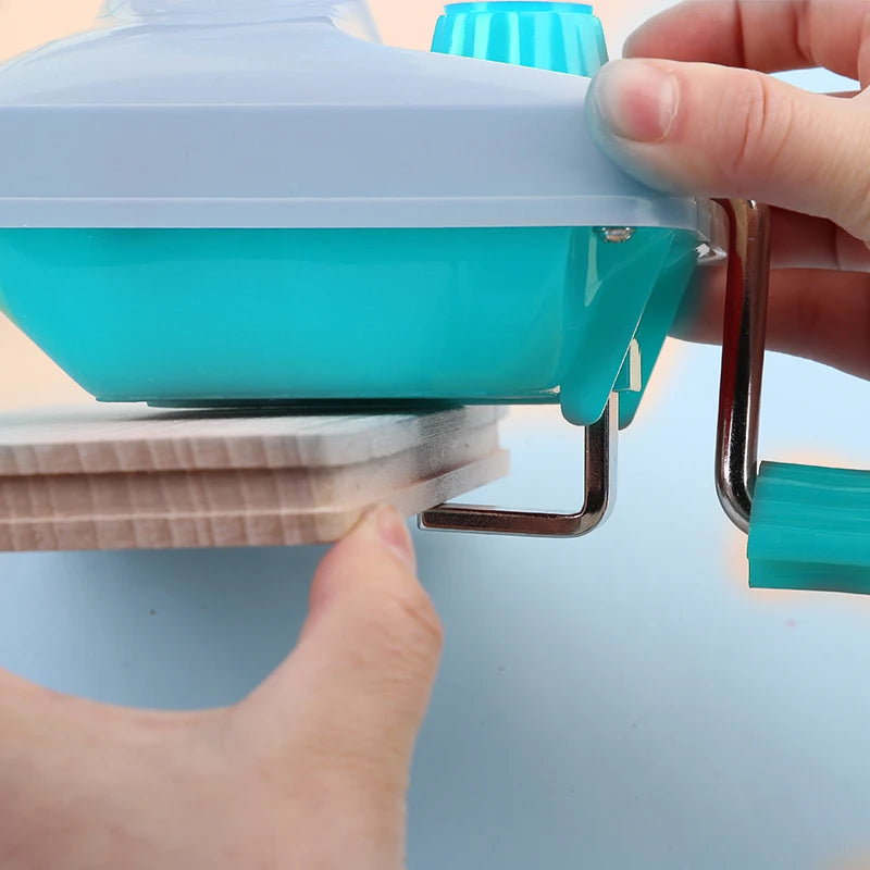 YarnEase | Manueller Wollwickler | Kompakt & Effizient | Für Garn, Wolle & Fäden