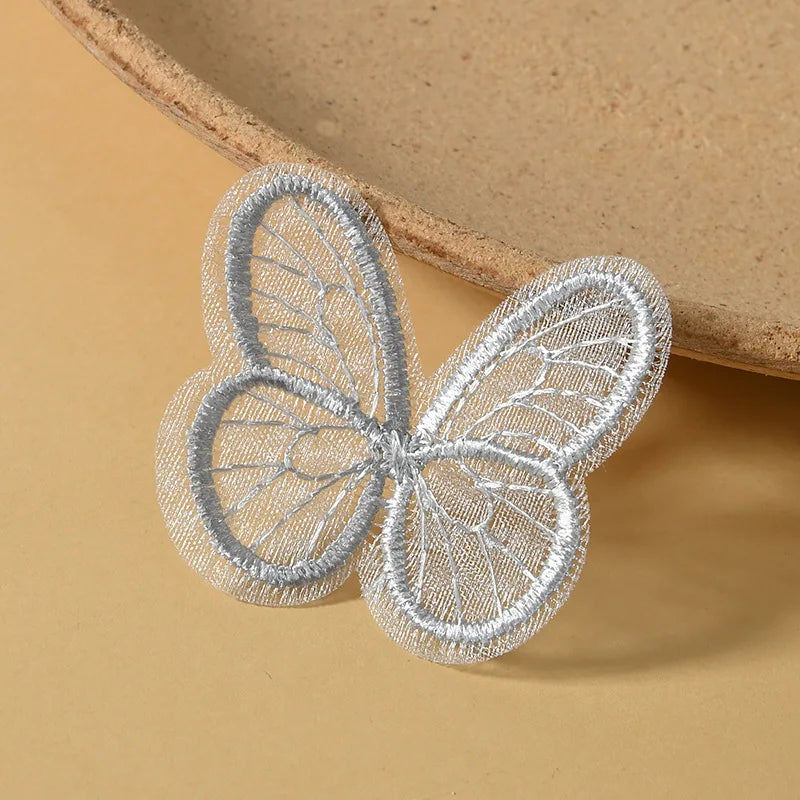 Bestickte Schmetterlings-Applikationen ColorWing | 20 Stück | 4,5 x 4 cm | Bunte Netzoptik | Zum Aufnähen