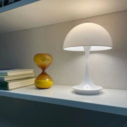 LumiFlex LED Tischlampe | 3 Farbmodi & Stufenlos dimmbar | Wiederaufladbar | Touch-Bedienung | 10 × 16 × 23 cm