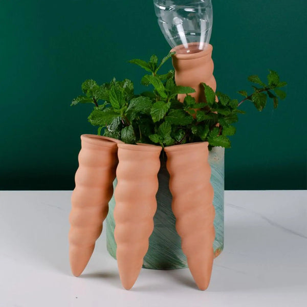 Bewässerungsspitzen "Terraplant" | Selbstbewässernd aus Ton | Automatische Pflanzenversorgung | 4er-Set | 5×16,2 cm