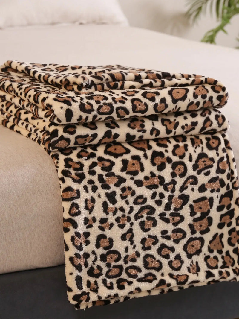 Leopardra Fleece Decke | Weich & Warm | Trendige Leopardenoptik | Beige