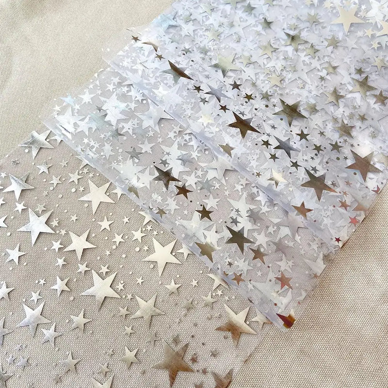 Glitzernder Tischläufer „StellaLuxe“ | Gold, Roségold oder Silber | Metallisch schimmernder Netzläufer mit Sternenmuster | Für Feste & Dinner-Dekoration