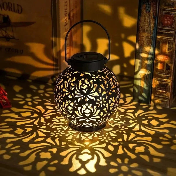 Lumefina FairyGlow Solarlaterne Fee | Hängelampe aus Metall | Wetterfest & Energieeffizient | Für Garten & Terrasse