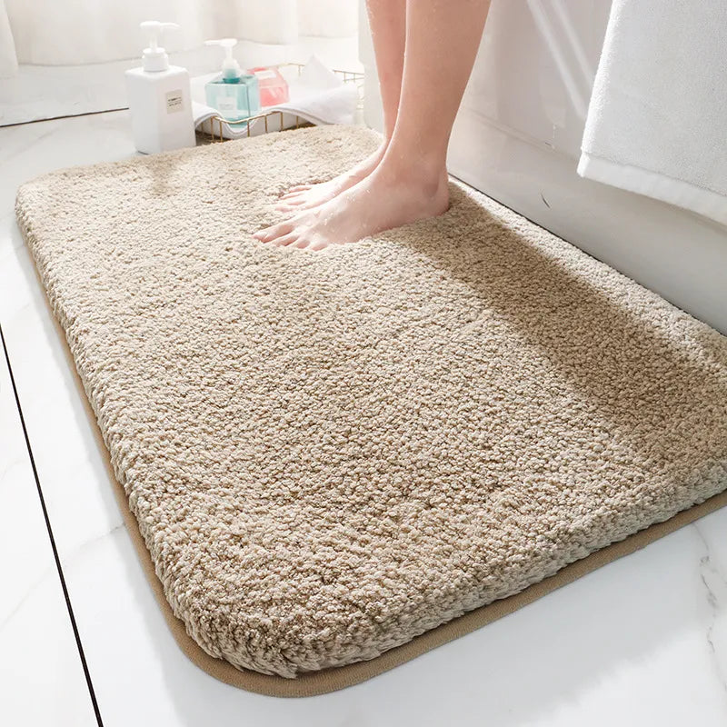 PlushDry – Premium Badematte für kuschelige, trockene Füße!