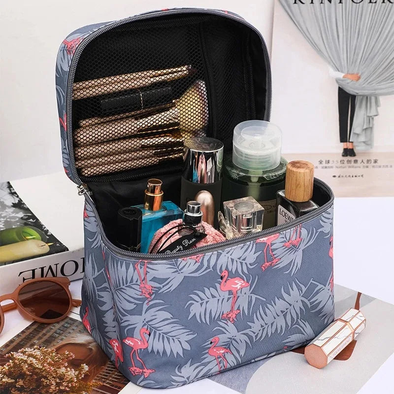 Kosmetiktasche WildAura | Großes Fassungsvermögen | Wasserdicht & Stylisch | Animal-Print