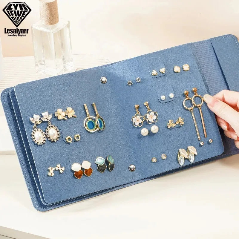 LUXBOOK Ohrring-Organizer | Buch-Design | PU-Leder | Große Kapazität & Tragbar