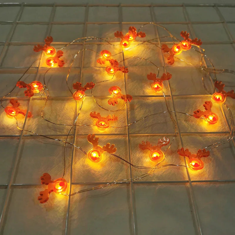 Lumirelle | LED Lichterkette Weihnachten | Weihnachtsmann & Schneemann Motive | Warmweißes Licht | Für Baum, Fenster & Tischdeko