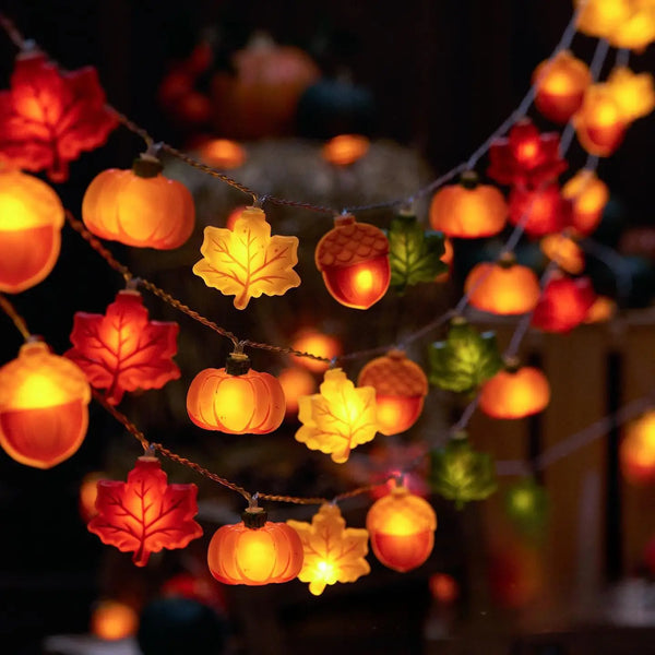 GlowHarvest Halloween Lichterkette | LED Kürbis & Ahornblätter | 1,5m / 3m | Warmweiß