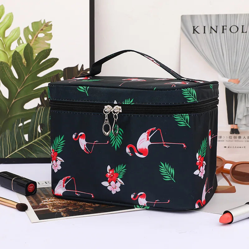 Kosmetiktasche WildAura | Großes Fassungsvermögen | Wasserdicht & Stylisch | Animal-Print