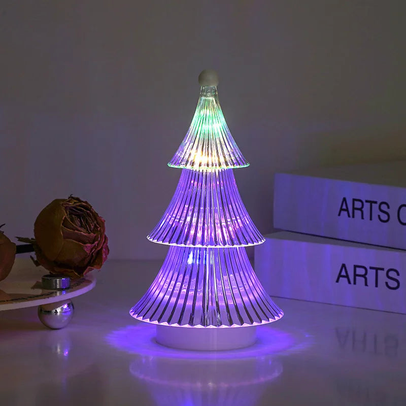 LED Weihnachtsbaum Trilumia | 3-stufiger Leuchtbaum | Buntes Nachtlicht | Batteriebetrieben | 13,5 × 8 cm | Weihnachtsdeko & Geschenkidee