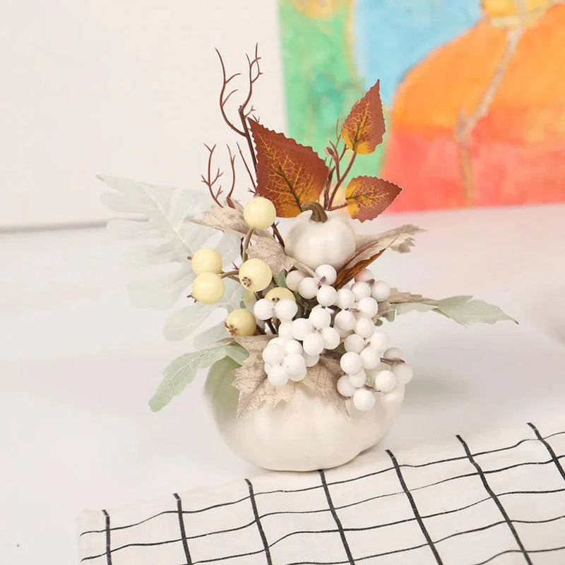 Herbst Deko Kürbis | Mit Kunstblumen & Ahornblättern | Festliche Tischdekoration