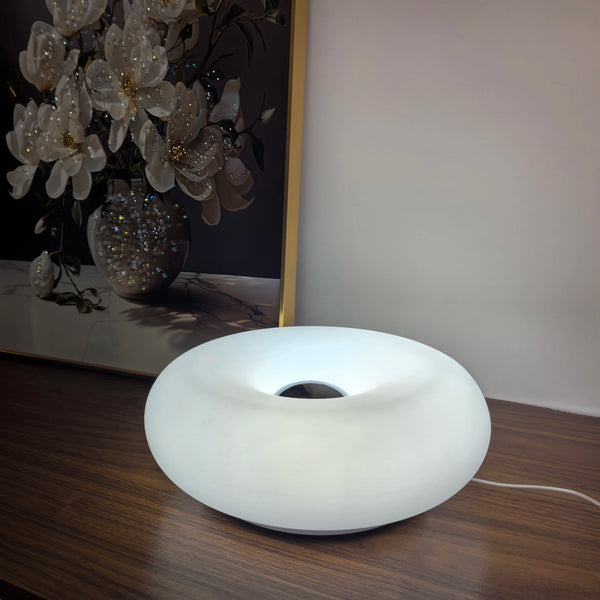 Tischlampe Luminoro Bauhaus | USB & Touch | RGB 16 Farben mit Fernbedienung | Ambientelicht für Wohn- & Schlafzimmer