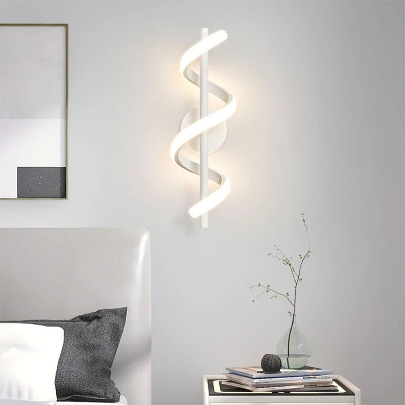 AuroraLume | Minimalistische LED Wandleuchte | Nordisches Design | Schlafzimmer & Wohnzimmer Beleuchtung in Schwarz, Weiß oder Gold