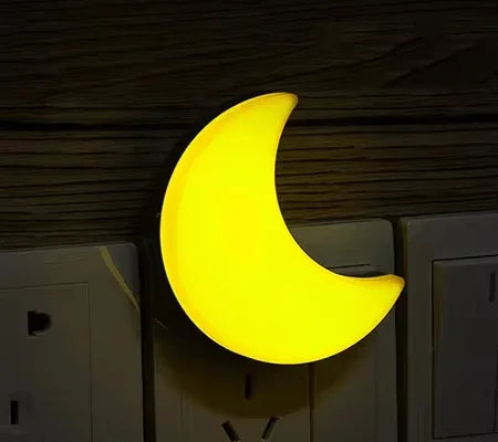 Lunaris Sensor Nachtlicht | 3D Mond & Sterne Design | Warmes LED-Licht | Automatische Dämmerungssensoren