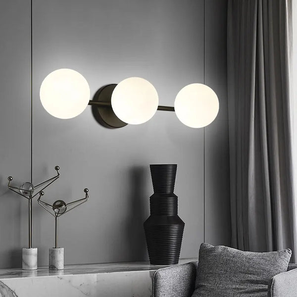 Nordora LED-Wandleuchte | LED Wandleuchte Modern | Milchglas-Kugel | 7W G9 | Nordic Design für Schlafzimmer & Wohnzimmer