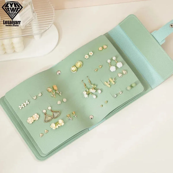 LUXBOOK Ohrring-Organizer | Buch-Design | PU-Leder | Große Kapazität & Tragbar