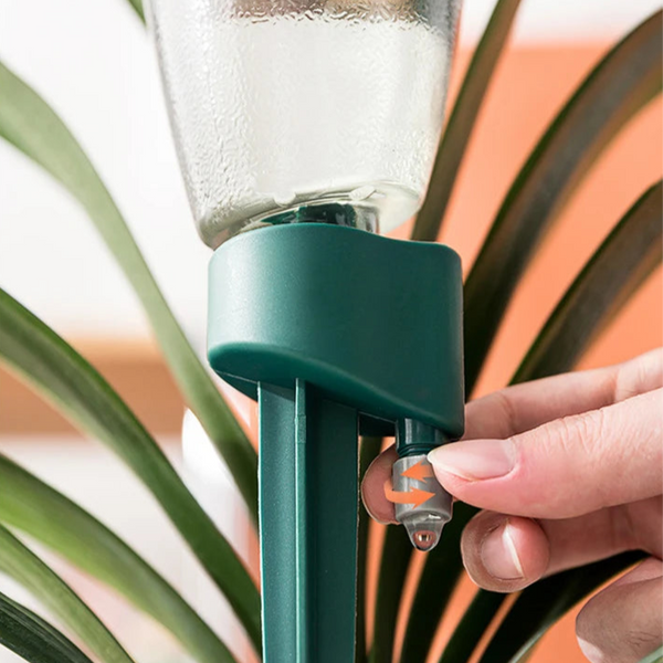 Automatischer Bewässerungsaufsatz | Für PET-Flaschen | Tropfbewässerung mit Geschwindigkeitsregulierung | 2er-Set