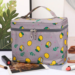 Kosmetiktasche WildAura | Großes Fassungsvermögen | Wasserdicht & Stylisch | Animal-Print