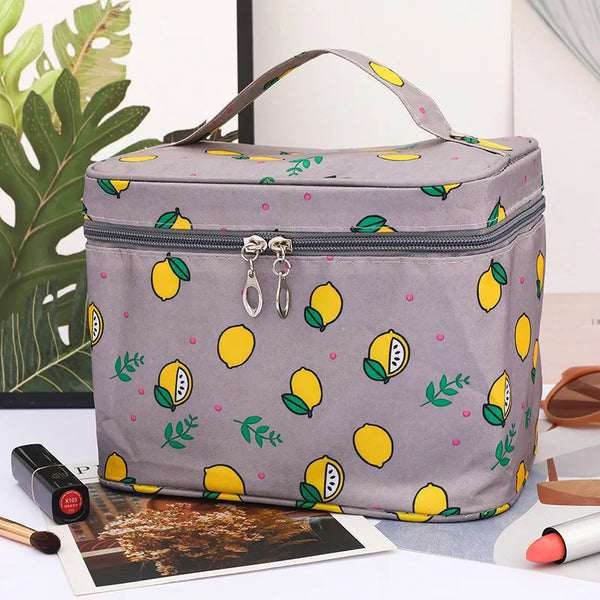 Kosmetiktasche WildAura | Großes Fassungsvermögen | Wasserdicht & Stylisch | Animal-Print