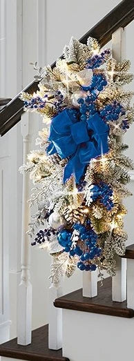 Weihnachtsgirlande LumiPine | Mit LED-Beleuchtung | Rustikale Tannengirlande für Treppe, Tür & Wand | 45×20 cm