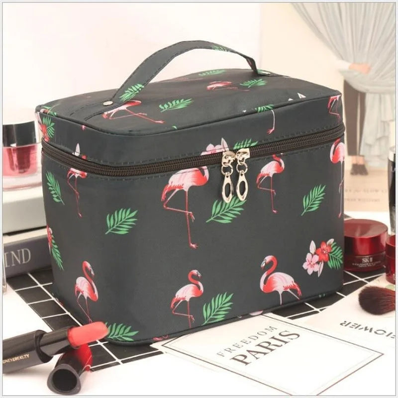 Kosmetiktasche WildAura | Großes Fassungsvermögen | Wasserdicht & Stylisch | Animal-Print