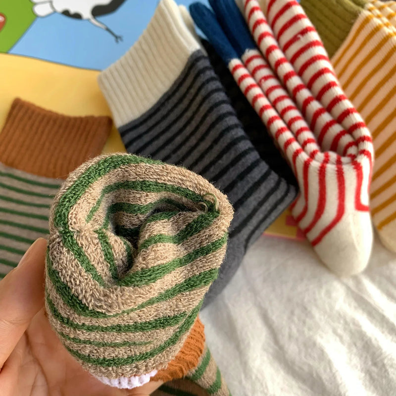 WollHerz Damen Wollsocken | Herbst & Winter | Verdickt & Warm | Geripptes Design | Uni & Streifen