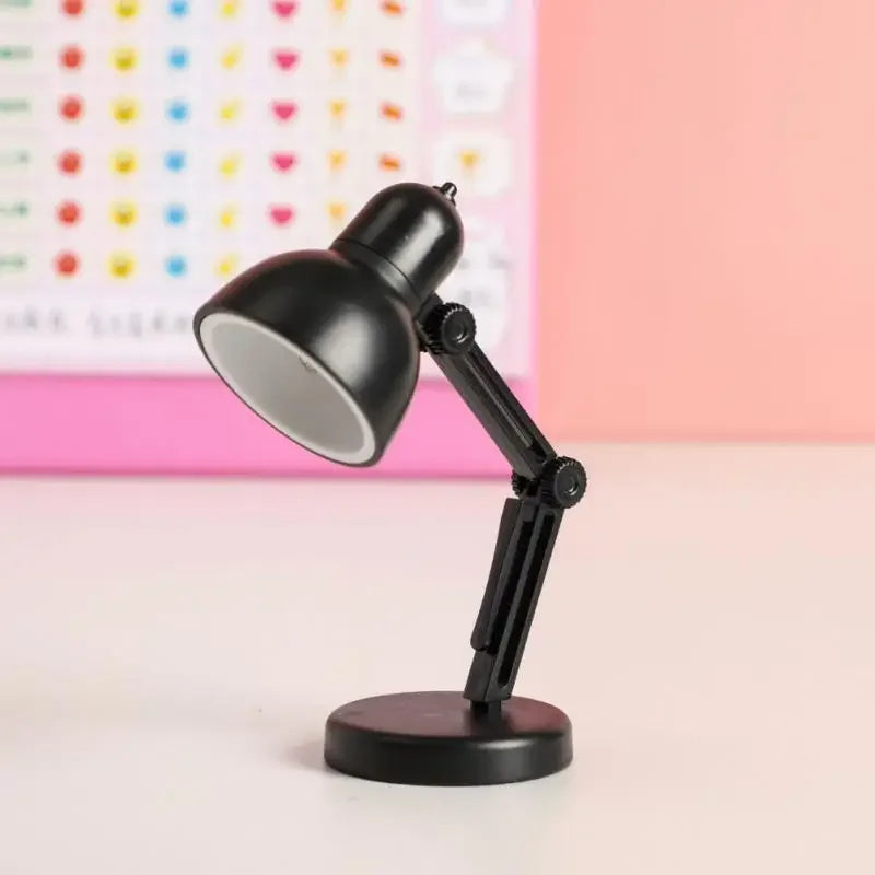 Mini Leselampe ClipLight | Faltbar & Magnetisch | Warmes LED-Licht | Tragbar für Reisen & Bücher