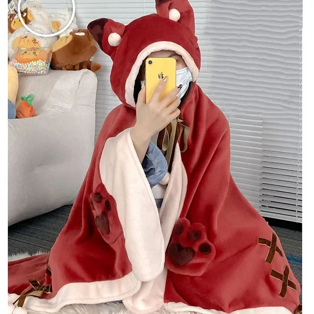 Fleece-Cape Kurochi | Kawaii Fledermaus Design | Kapuzen Poncho für Damen | Kuschelig & Warm