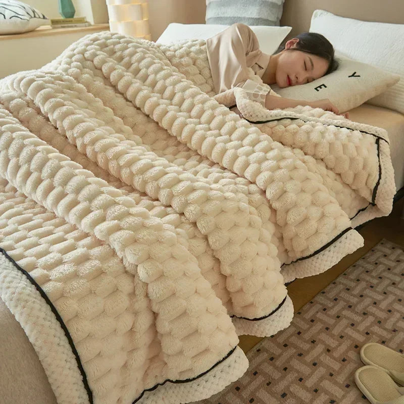Velutura Kuscheldecke aus Turtle-Velours | Flauschig & Wärmend | Für Bett, Sofa & Reisen | Anti-Pilling | Verschiedene Größen & Farben