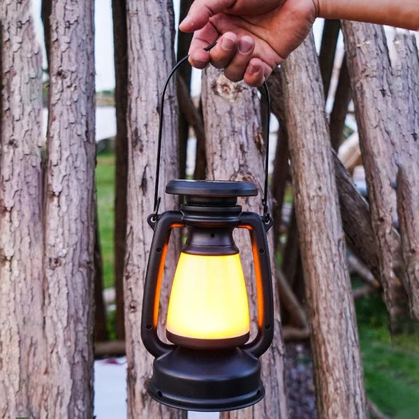 Nostalux Retro-Laterne | LED Tischlampe mit Fernbedienung | Aufladbar & Dekorativ | Für Zuhause, Camping & Bar