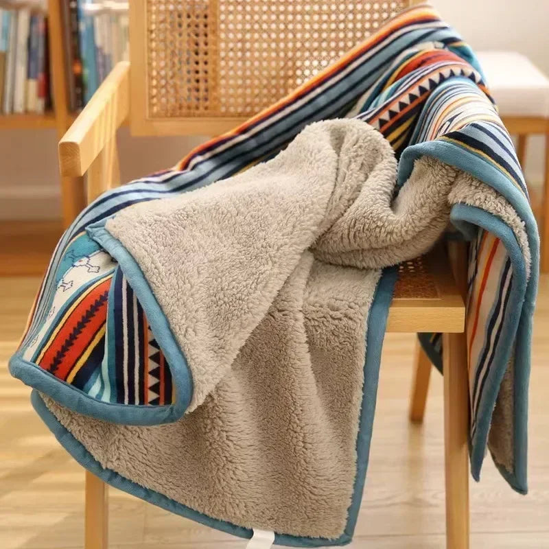 BohoDream Kuscheldecke | Weiche Flanell-Decke im Ethno-Stil | Flauschige Coral-Fleece-Wohndecke | Wärmend & Stilvoll für Winter & Sofa