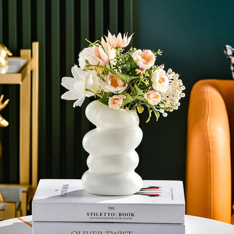 Nordivase Spiralvase Weiß | Skandinavisches Design | Leicht & Bruchsicher | Für Blumen & Dekoration
