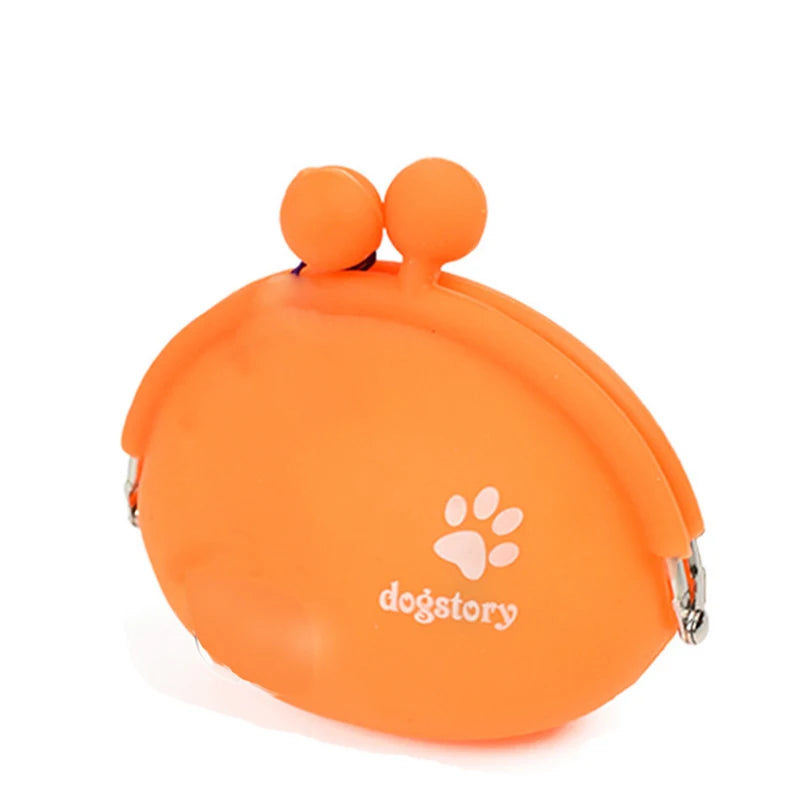 Treatico Silikon-Leckerlibeutel für Hunde | Mit Clip & Klettverschluss | Für Training, Spaziergang & Reisen | 9 × 9,5 cm