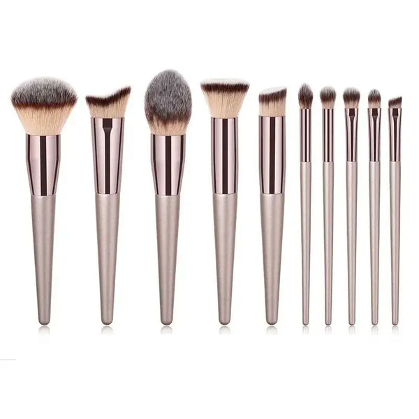 Make-up Pinselset LuxeBrush Gold | 10-teilig | Weiche Synthetikhaare & Holzgriff | Präzise & Hautschonend