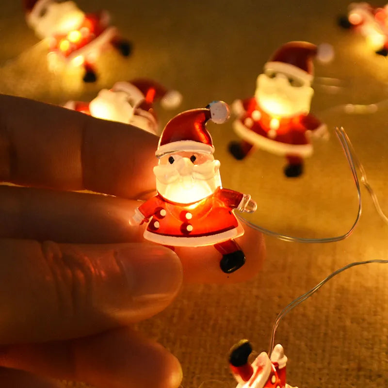 LED Lichterkette Weihnachten | 2 m | 20 LEDs mit Weihnachtsmann & Schneeflocken | Batteriebetrieben | Nordivelle