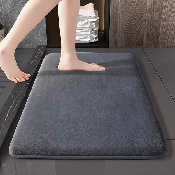 Velvoria SoftGrip Mat Rutschfeste Badematte aus Coral Fleece | Hochsaugfähig & weich | Für Bad & Eingang