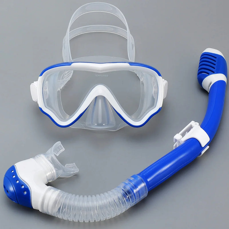 AquaJuni Kinder Tauchmaske mit Schnorchel | Anti-Beschlag & Auslaufsicher | Gehärtetes Glas & Silikon | Für Jungen & Mädchen 7–15 Jahre