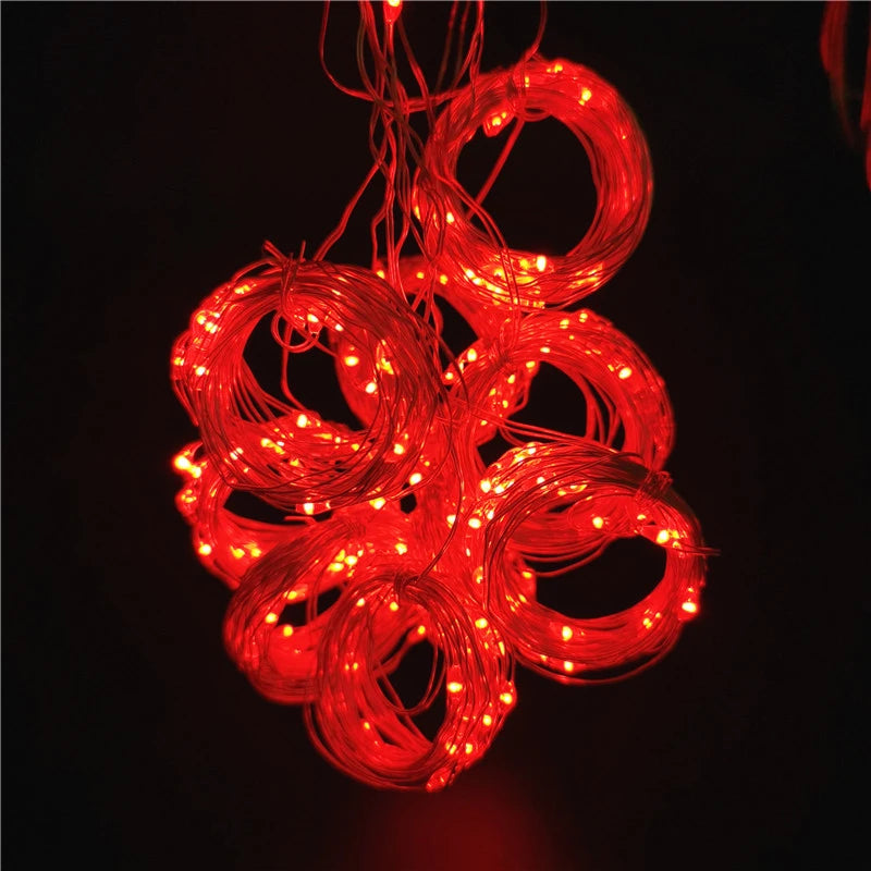 LED Vorhanglichter LumiDrape | USB & Fernbedienung | 8 Modi | 100–600 LEDs | Warmweiß / Weiß / Bunt | Weihnachts- & Partybeleuchtung
