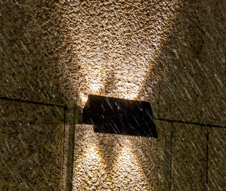 Solar-Wandleuchte LumoGuard | Mit Bewegungssensor | Wetterfest IP65 | LED Warm-/Kaltweiß | Für Außenbereiche