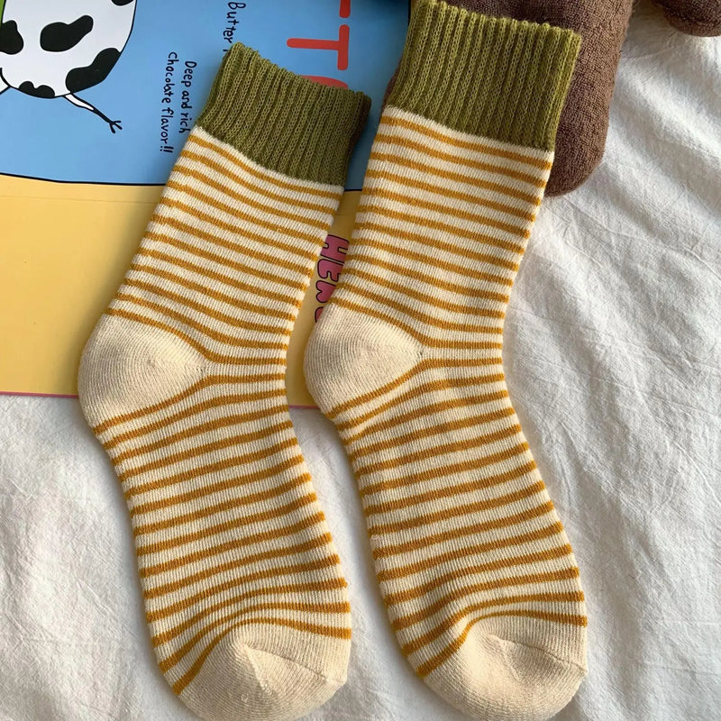 WollHerz Damen Wollsocken | Herbst & Winter | Verdickt & Warm | Geripptes Design | Uni & Streifen