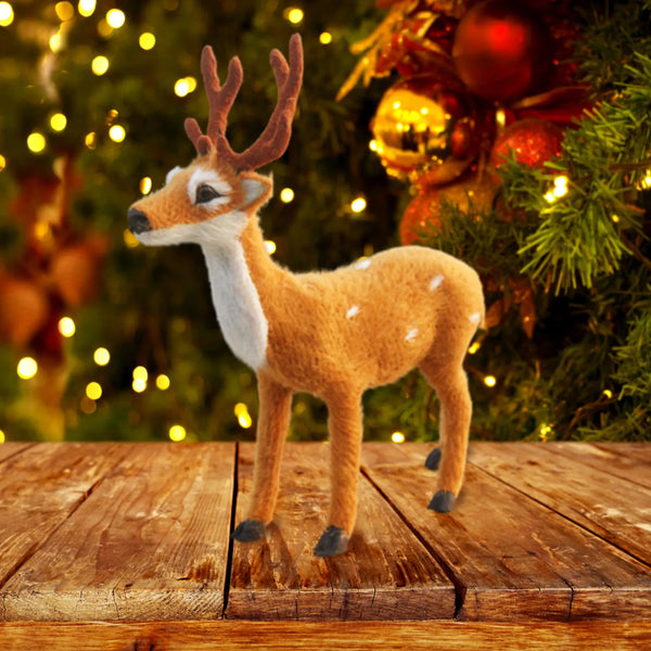 LumiDeer Weihnachts Rentier Figur | Edle Tischdekoration | Realistisches Design & Wiederverwendbar | 15–35 cm