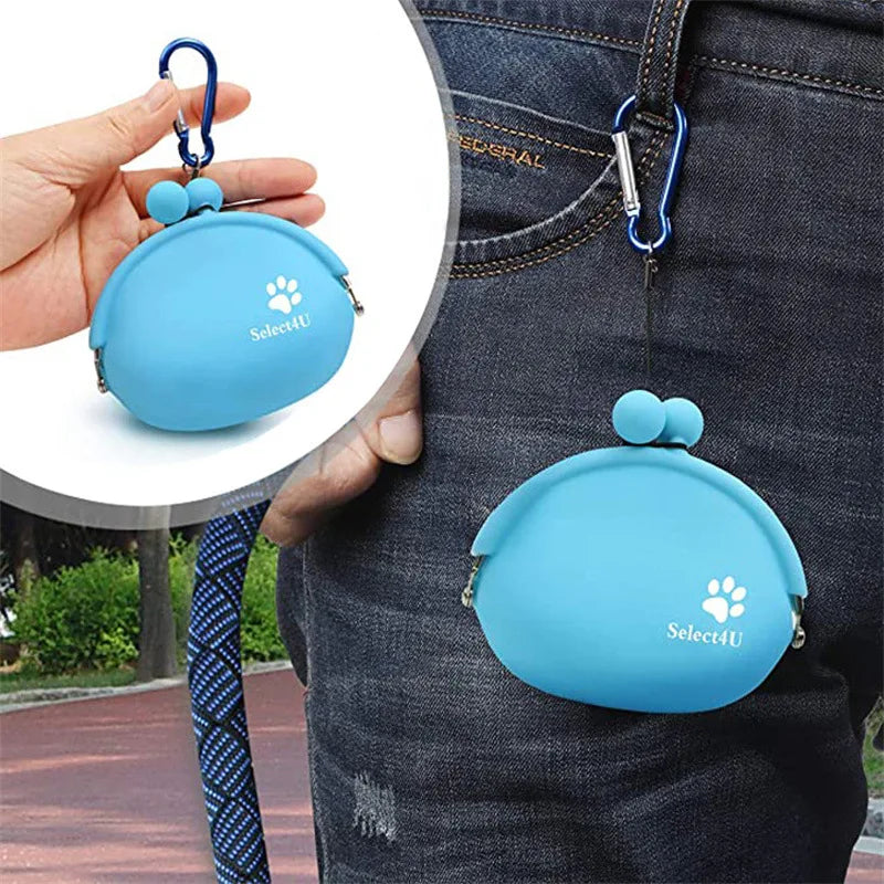 Treatico Silikon-Leckerlibeutel für Hunde | Mit Clip & Klettverschluss | Für Training, Spaziergang & Reisen | 9 × 9,5 cm