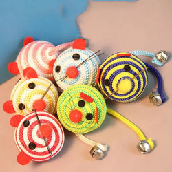 Katzen Spielball | Beißfest & Interaktiv | Mit Glöckchen & Schwanz | Nylon Robust