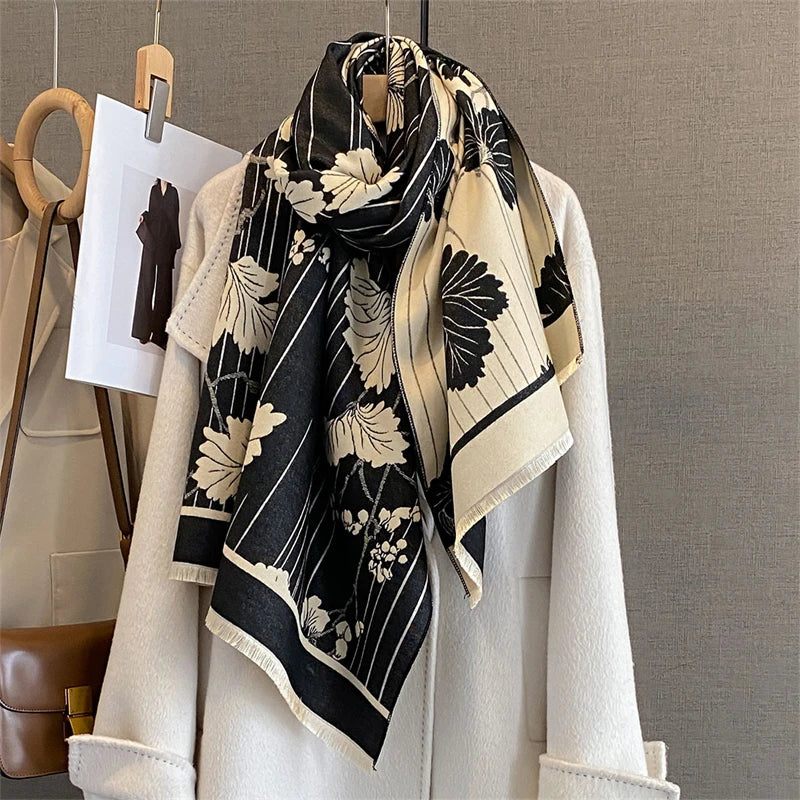 Cashmira | Damen Winter Schal | Luxuriöses Muster | 65 × 190 cm | Weich & Warm