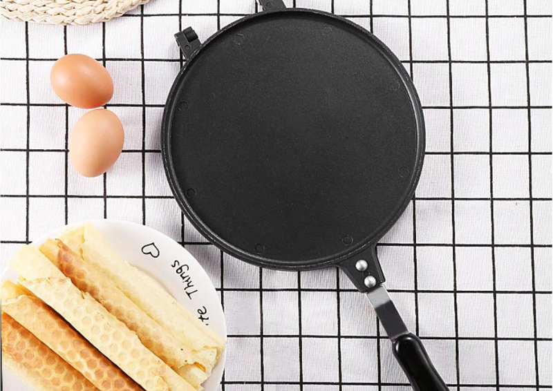 KüchenFreude Waffelpfanne mit Form | Schnelles Frühstücksvergnügen | Für Kinder & Familie | Edelstahl mit Antihaft-Griff