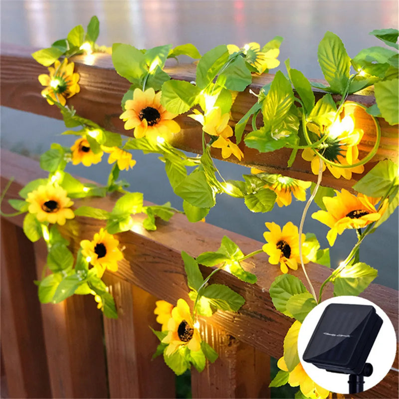 Solar-Lichterkette SoliBlossom | Sonnenblumen-Dekor mit Blättern | Warmweiß | 8 Modi | Für Garten, Zaun & Hochzeit