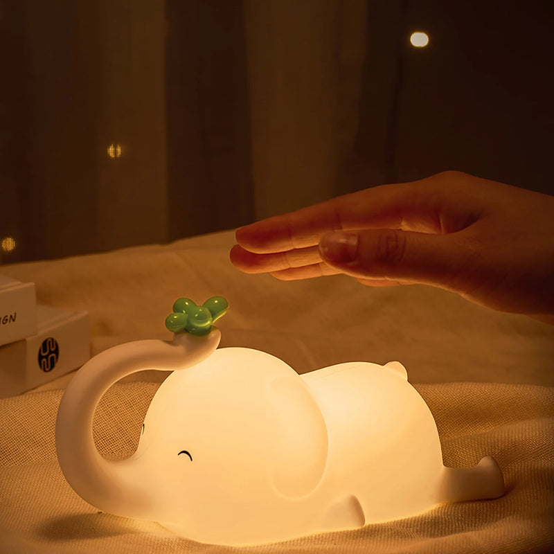 EleLumo Kinder Nachtlicht Elefant | Weiches Silikon | Dimmbar & Timer | Wiederaufladbar
